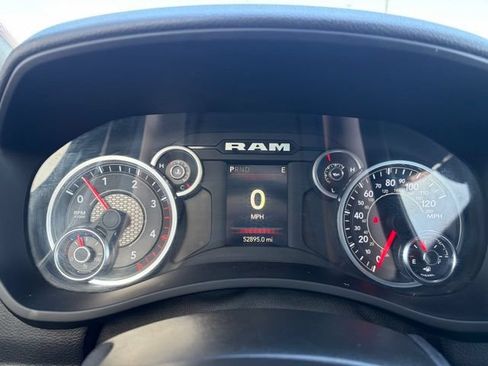Used 2024 RAM 3500 Big Horn AWD/4WD image 15