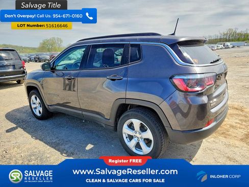 Used 2021 Jeep Compass Latitude w/ Convenience Group AWD/4WD image 3