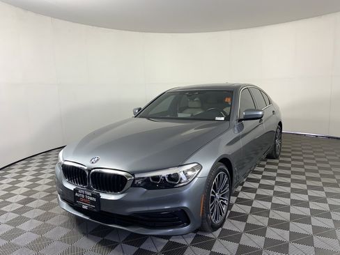Used 2020 BMW 530i w/ Convenience Package image 5