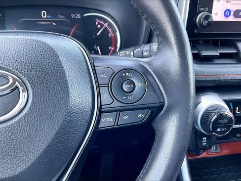 Used 2024 Toyota RAV4 Adventure image 24