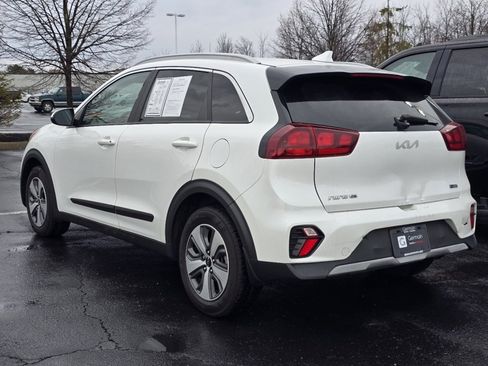 Used 2022 Kia Niro LX image 5
