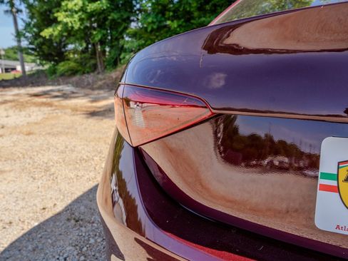 Used 2019 Alfa Romeo Giulia Ti w/ Quick Order Package 22Z Lusso RWD image 10