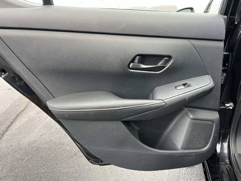 Used 2024 Nissan Sentra SV FWD image 18