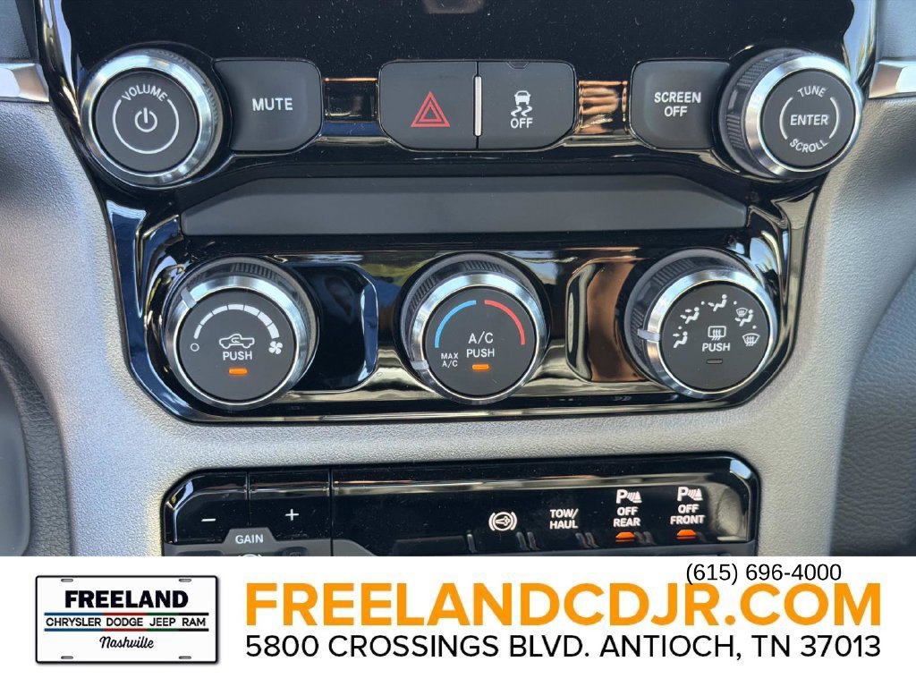 New 2027 RAM 2500 Big Horn AWD/4WD image 24
