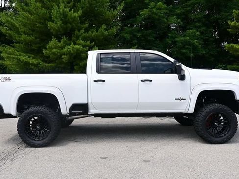 New 2026 Chevrolet Silverado 2500 LT w/ Trail Boss Package AWD/4WD image 11