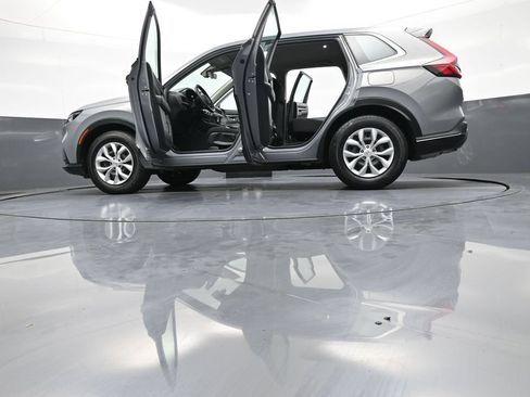 Used 2024 Honda CR-V LX image 48