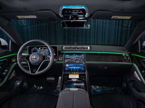 New 2026 Mercedes-Benz S 500 4MATIC image 13