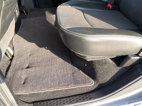 Used 2013 RAM 1500 Laramie w/ Convenience Group AWD/4WD image 50