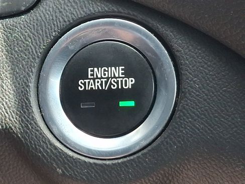 Used 2022 Chevrolet Equinox LT FWD image 24
