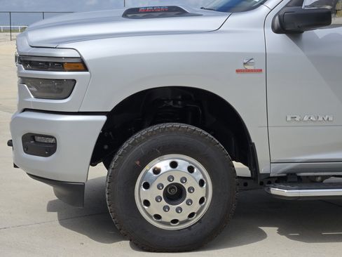 New 2026 RAM 3500 Laramie w/ Sport Appearance Package AWD/4WD image 6