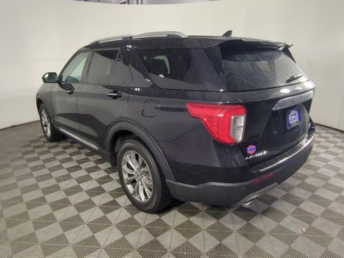 Used 2023 Ford Explorer Limited image 6