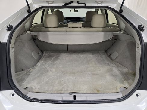 Used 2013 Toyota Prius Three w/ Solar Roof Pkg image 17