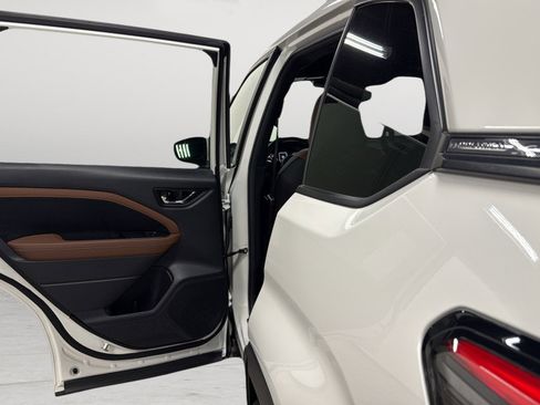 New 2026 Subaru Forester Touring AWD/4WD image 33