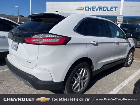 Used 2024 Ford Edge SEL image 3