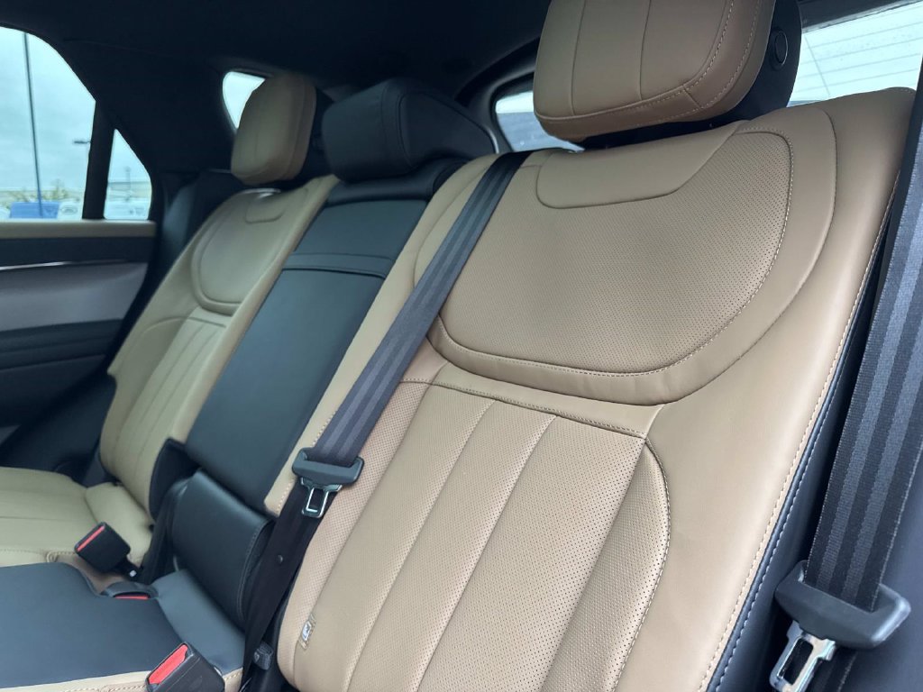 New 2027 Land Rover Range Rover Sport Dynamic SE AWD/4WD image 15
