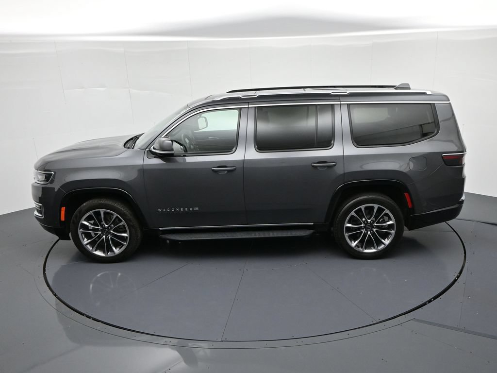 Used 2023 Jeep Wagoneer Series II w/ Premium Group I AWD/4WD image 21