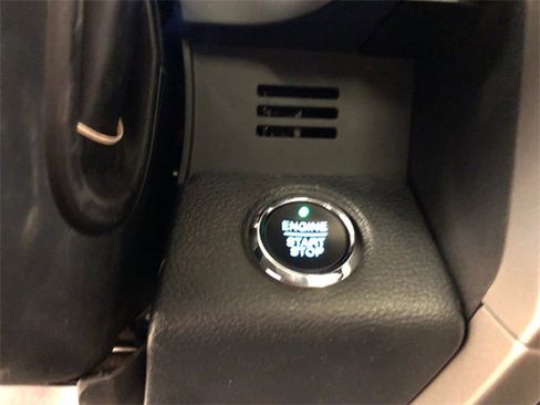 Used 2022 Ford F350 Lariat w/ Tremor Off-Road Package image 21