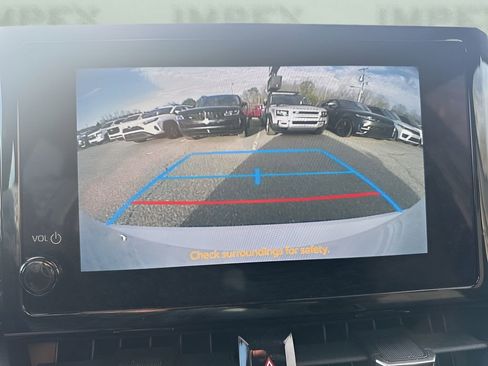 Used 2023 Toyota Corolla SE image 18