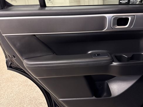 Used 2025 Hyundai Santa Fe XRT image 12