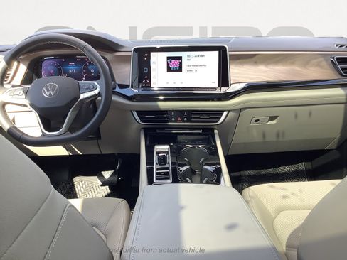 New 2026 Volkswagen Atlas SE FWD image 14