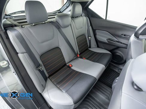 Used 2023 Nissan Kicks SR w/ SR Premium Package FWD image 37