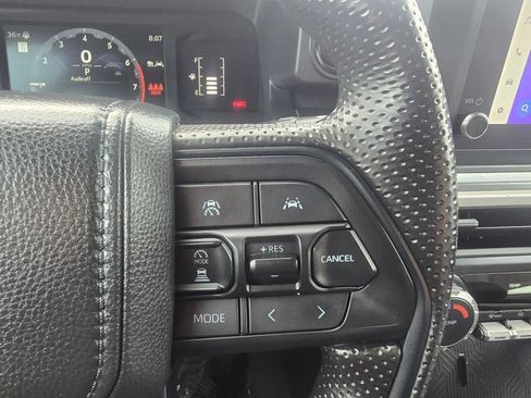 Certified 2024 Toyota Tacoma SR5 AWD/4WD image 22