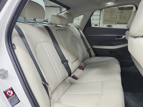 Used 2023 Hyundai Sonata Limited FWD image 49