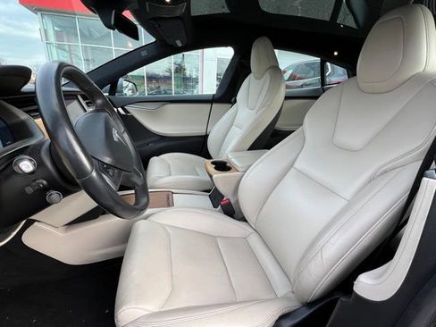 Used 2021 Tesla Model S Performance image 15