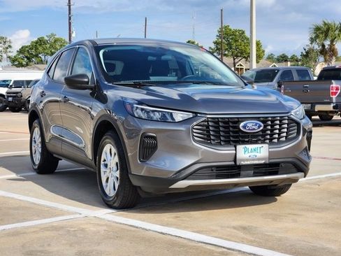 Used 2024 Ford Escape Active w/ Tech Pack #1 image 3