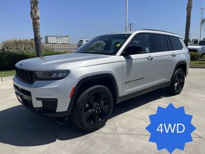 Used 2023 Jeep Grand Cherokee L Laredo