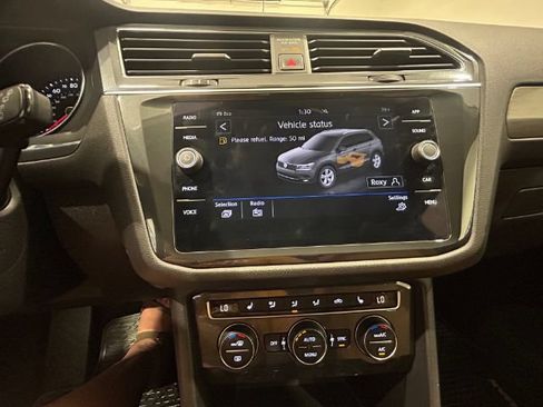 Used 2019 Volkswagen Tiguan S AWD/4WD image 36