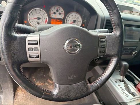 Used 2010 Nissan Titan PRO-4X w/ Pro-4x Premium Utility Pkg image 13