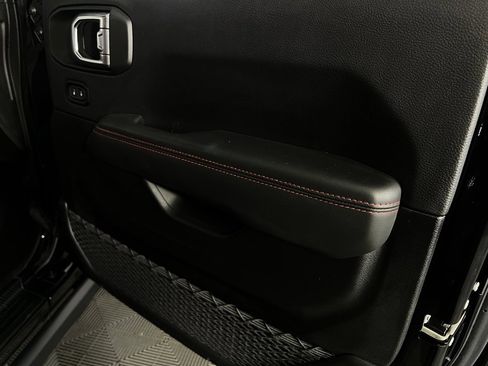 Used 2024 Jeep Wrangler Unlimited Rubicon 392 image 36