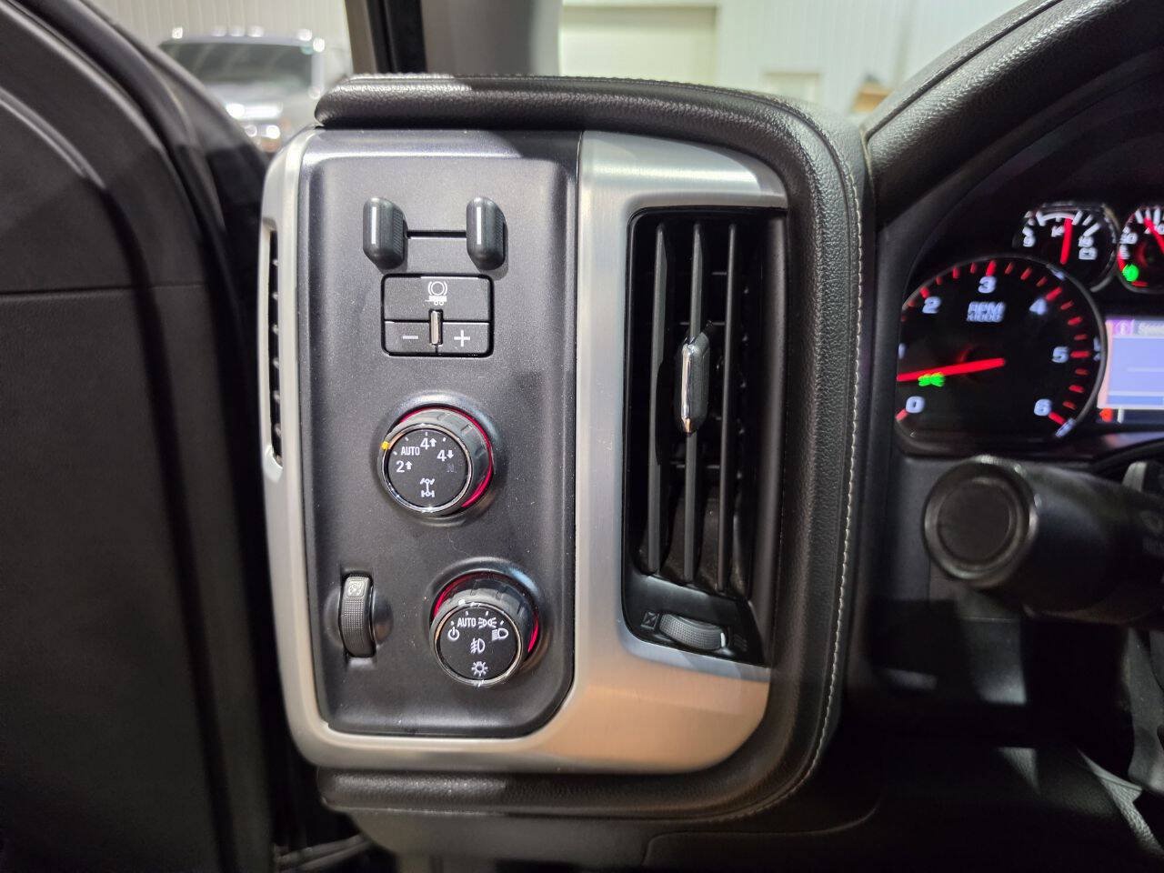 Used 2014 GMC Sierra 1500 SLT AWD/4WD image 35
