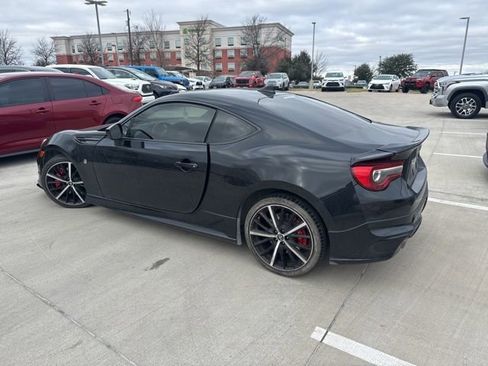 Used 2019 Toyota 86 TRD SE image 4