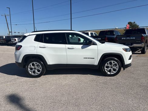 New 2026 Jeep Compass Latitude AWD/4WD image 7