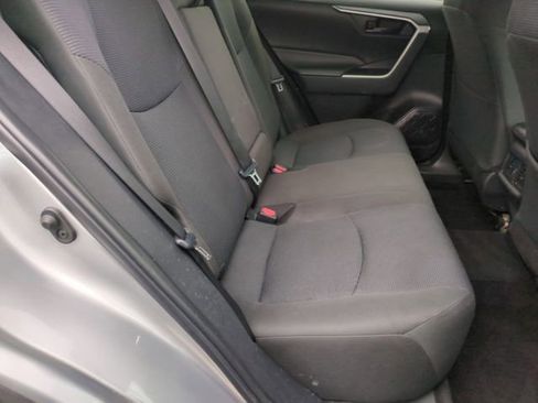 Used 2023 Toyota RAV4 LE image 17