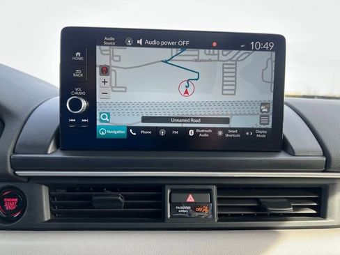 Used 2024 Honda Pilot Touring image 20