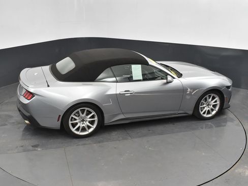 Used 2025 Ford Mustang GT Premium RWD image 24