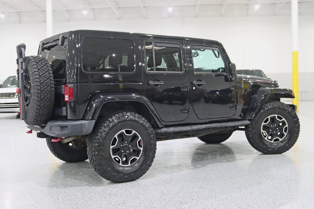 Used 2016 Jeep Wrangler Unlimited Rubicon AWD/4WD image 10