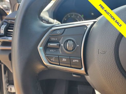 Used 2025 Acura RDX SH-AWD image 25