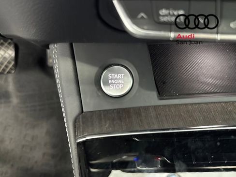 Used 2024 Audi Q5 e Premium Plus image 12