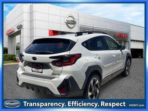 Used 2024 Subaru Crosstrek 2.5i Limited AWD/4WD image 6