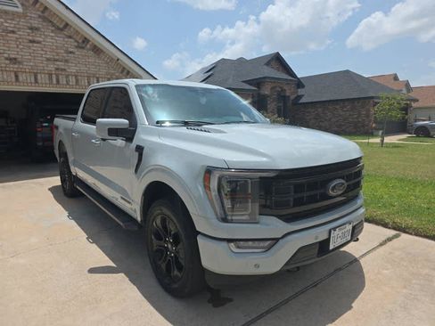 Used 2023 Ford F150 Lariat w/ Equipment Group 502A High AWD/4WD image 3