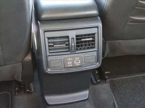 Certified 2025 Subaru Forester Premium image 25