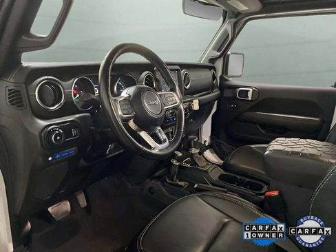 Used 2023 Jeep Wrangler Unlimited Sahara w/ Cold Weather Group image 15