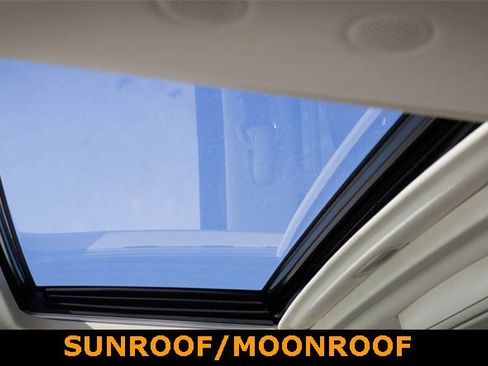 Used 2011 Cadillac Escalade ESV Platinum image 9