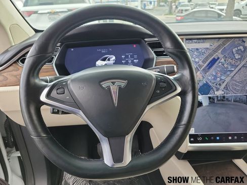 Used 2018 Tesla Model X 75D AWD/4WD image 22
