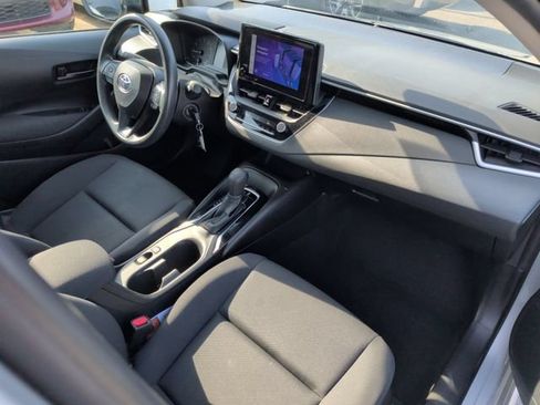 Used 2024 Toyota Corolla LE FWD image 27