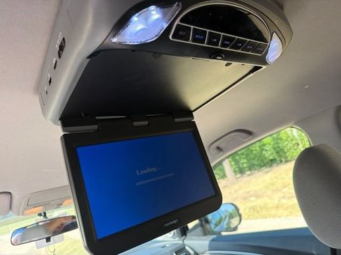 Used 2017 Honda Pilot EX image 10
